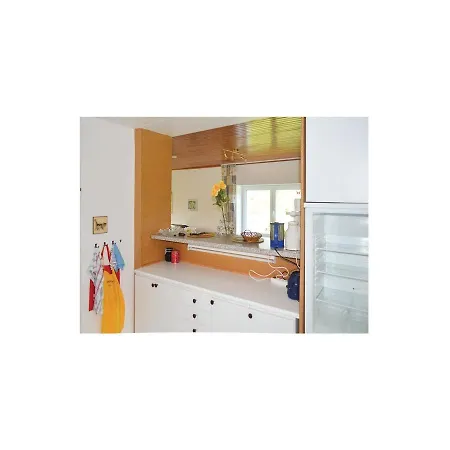Two-bedroom In Homberg/efze Rodemann